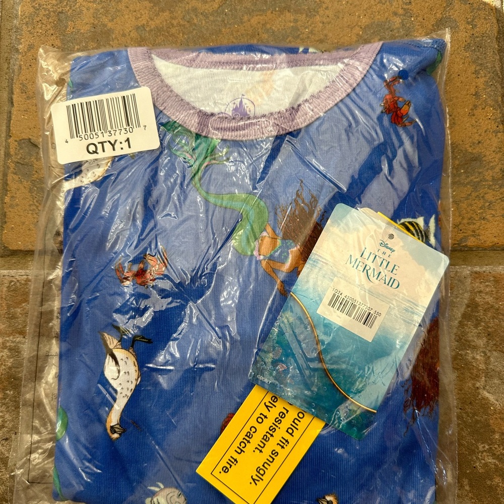 Disney Live Action Little Mermaid Pajamas - Picture 7 of 8